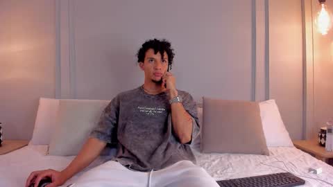 Snapshot of dominick_star chatting on October 27, 2025, 4:05 am Dominick Star online show from October 27, 2025, 4:05 am