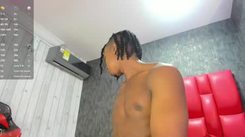 Dominicscott online show from June 24, 2026, 12:04 pm