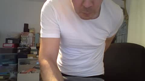 dominik_home online show from February 18, 2026, 9:05 am