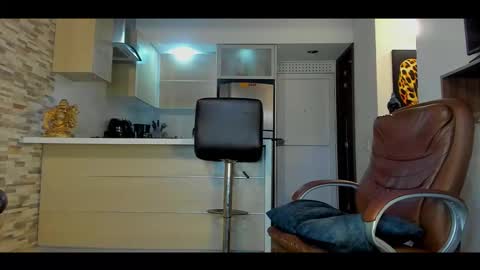 Only fans Ronnie col---InstaRonniecolleman  online show from November 8, 2025, 10:30 pm