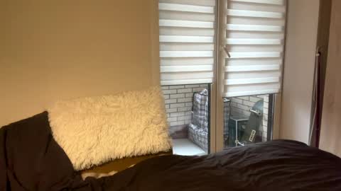 Cati online show from April 9, 2026, 12:43 pm