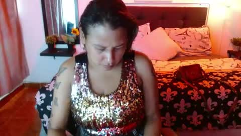 Snapshot of domink_gilr chatting on July 23, 2026, 7:56 pm D O M I N K online show from July 23, 2026, 7:56 pm