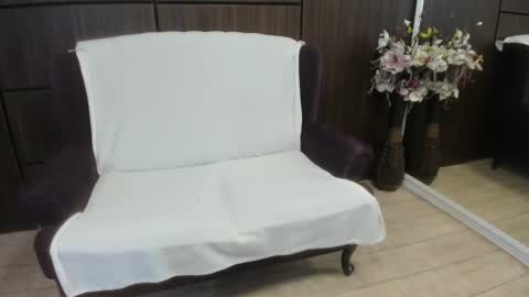 Dominna online show from October 20, 2025, 4:24 am