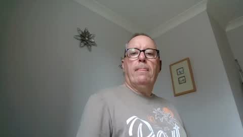 David uk online show from July 23, 2026, 1:42 pm