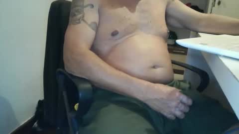 Snapshot of domruanjf chatting on October 7, 2025, 3:47 am Dom Ruan CF online show from October 7, 2025, 3:47 am