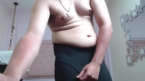 dondanys online show from September 11, 2025, 9:48 pm
