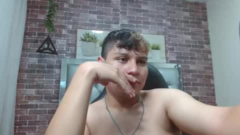 Snapshot of dondanys chatting on October 11, 2025, 7:23 pm dondanys online show from October 11, 2025, 7:23 pm