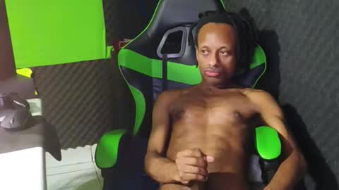 dondiego5511 online show from April 9, 2026, 4:23 am