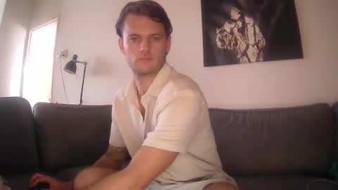 Papi online show from September 14, 2025, 2:27 pm
