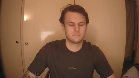 Snapshot of donn053 chatting on March 26, 2026, 9:31 pm Papi online show from March 26, 2026, 9:31 pm