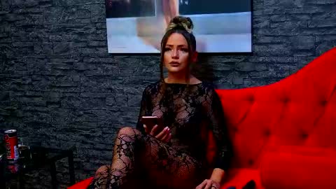 Snapshot of donna_klein chatting on October 13, 2025, 6:08 pm Donna online show from October 13, 2025, 6:08 pm