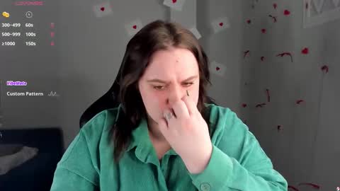 donnaa_june online show from March 10, 2026, 11:15 am