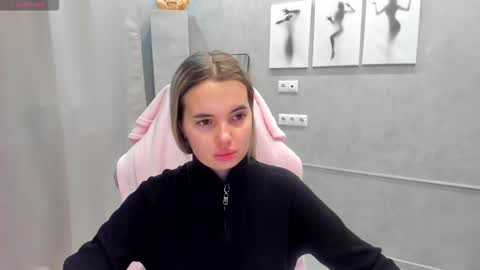 Snapshot of donnaaa_evans chatting on March 8, 2026, 11:52 pm Donna On GMT2 Mon-Fri 3-9 AM online show from March 8, 2026, 11:52 pm