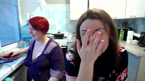 Tatiana 43 curvy sexy body and Joanna redhead 39 years online show from January 22, 2025, 7:03 am
