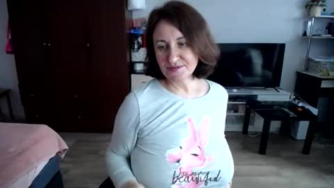 Tatiana 43 curvy sexy body and Joanna redhead 39 years online show from April 4, 2026, 11:29 am