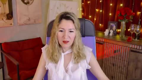 Donna online show from April 24, 2026, 7:05 pm