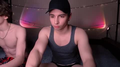 EliotKenny online show from December 5, 2025, 7:32 pm