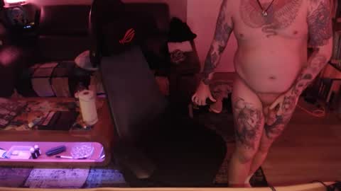 doomsy_minatozaki online show from February 1, 2026, 6:17 pm