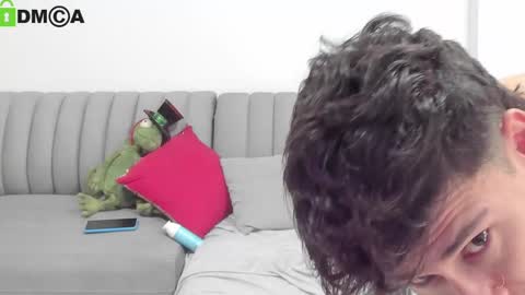 Snapshot of dopamine_for_you chatting on December 16, 2024, 8:37 pm Mike and Jack online show from December 16, 2024, 8:37 pm