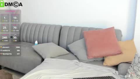 Snapshot of dopamine_for_you chatting on February 10, 2025, 9:25 pm Mike and Jack online show from February 10, 2025, 9:25 pm