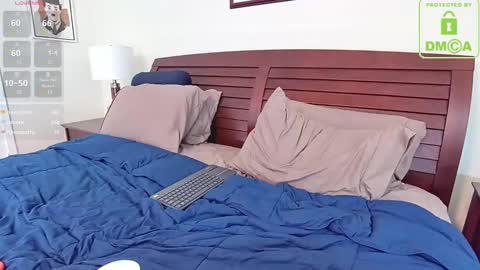 Snapshot of dopamine_for_you chatting on February 20, 2025, 9:53 pm Mike and Jack online show from February 20, 2025, 9:53 pm