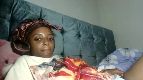 dora05191 online show from September 13, 2025, 4:18 pm