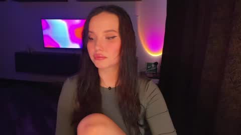 Snapshot of doracharmer chatting on April 7, 2026, 11:21 am Dora Charmer online show from April 7, 2026, 11:21 am
