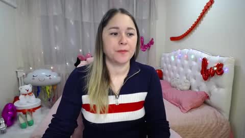 Snapshot of dorasuun chatting on February 26, 2025, 3:19 pm dorasuun online show from February 26, 2025, 3:19 pm