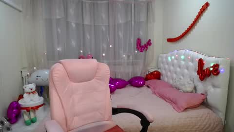 Snapshot of dorasuun chatting on February 28, 2025, 5:59 pm dorasuun online show from February 28, 2025, 5:59 pm