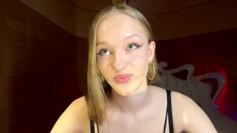 Anika online show from March 18, 2026, 9:40 pm