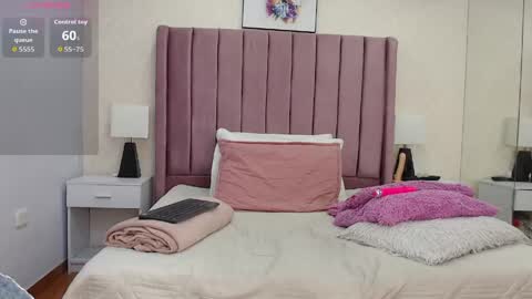 Anny online show from April 26, 2026, 12:25 pm