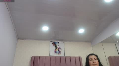 Anny online show from May 10, 2026, 12:10 pm