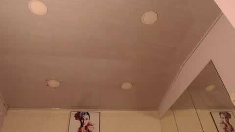 Anny online show from June 15, 2026, 12:07 pm