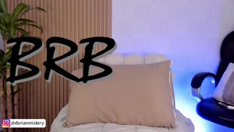 dorian_mystery online show from September 19, 2025, 1:51 am