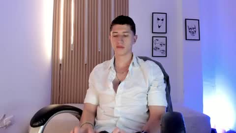 Snapshot of dorian_mystery chatting on May 8, 2026, 8:14 pm dorian_mystery online show from May 8, 2026, 8:14 pm
