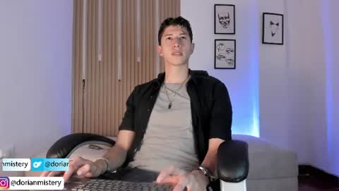 dorian_mystery online show from July 1, 2026, 8:19 pm
