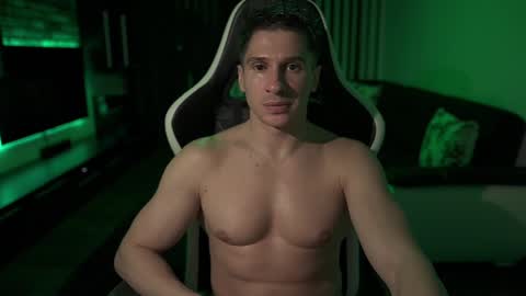 Snapshot of dorianreyes chatting on February 2, 2025, 2:59 am Dorian Reyes online show from February 2, 2025, 2:59 am