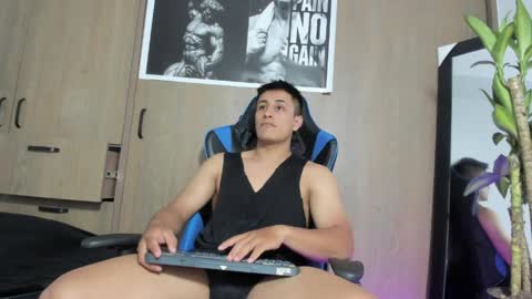 dorman_boy online show from May 15, 2026, 3:02 am