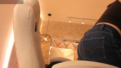 Snapshot of dorothy_vegga chatting on March 5, 2025, 6:23 am DOROTHY online show from March 5, 2025, 6:23 am