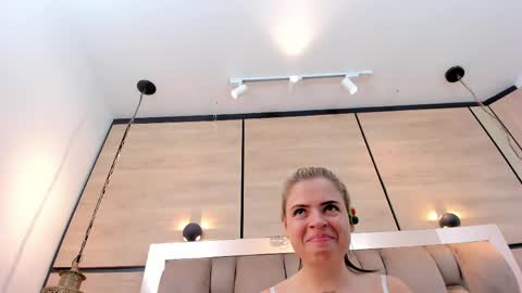 Snapshot of dorothy_vegga chatting on May 5, 2026, 5:15 am DOROTHY online show from May 5, 2026, 5:15 am