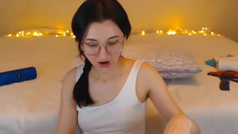 Snapshot of dorotty_ chatting on February 7, 2025, 1:15 am Your Dorotty online show from February 7, 2025, 1:15 am