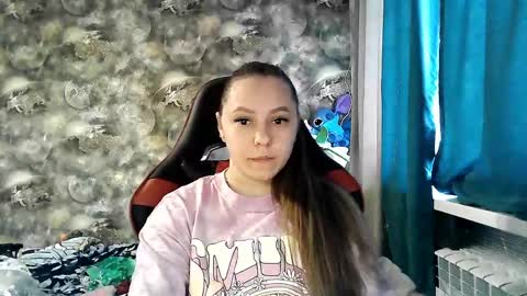 Snapshot of dorrie_ann chatting on April 15, 2026, 10:22 am Dorrie Ann online show from April 15, 2026, 10:22 am