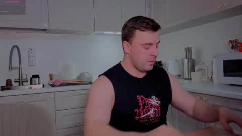 Sasha online show from December 19, 2025, 8:27 pm