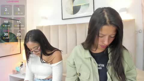 Snapshot of double_temptatiion_ chatting on May 20, 2026, 7:20 pm Vall Lufan online show from May 20, 2026, 7:20 pm