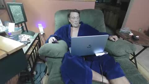 Snapshot of doubletrouble59 chatting on October 20, 2025, 4:46 am Double Trouble online show from October 20, 2025, 4:46 am
