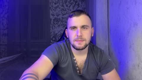 douglas_666 online show from October 28, 2025, 9:50 pm