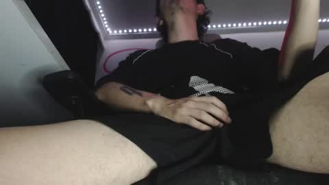 douglas_drake online show from October 18, 2025, 11:05 pm