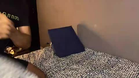 Snapshot of douglasskingjr chatting on March 8, 2025, 5:49 am douglasskingjr online show from March 8, 2025, 5:49 am