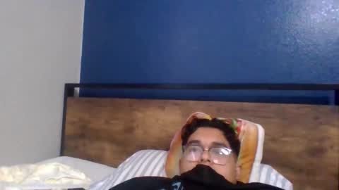 downforanything192 online show from January 7, 2026, 9:39 pm