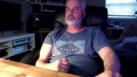 dr_dave20 online show from June 17, 2026, 5:14 pm